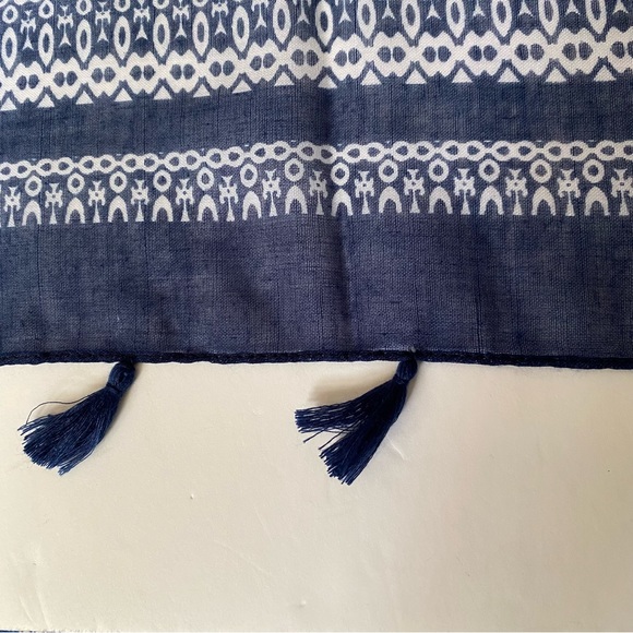 Patchwork Bandana print rayon tassel trimmed scarf - Picture 8 of 8